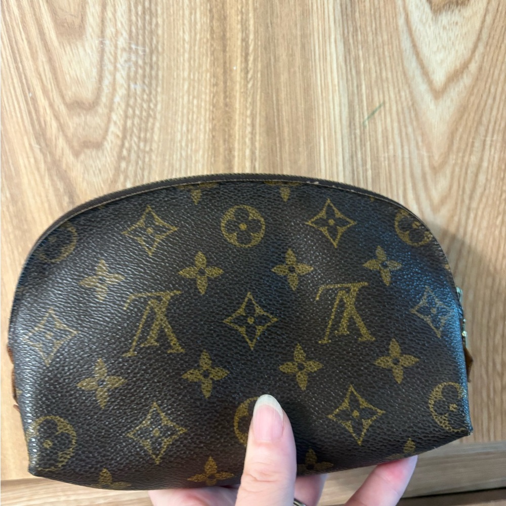 SOLD - Picture 2 of 14